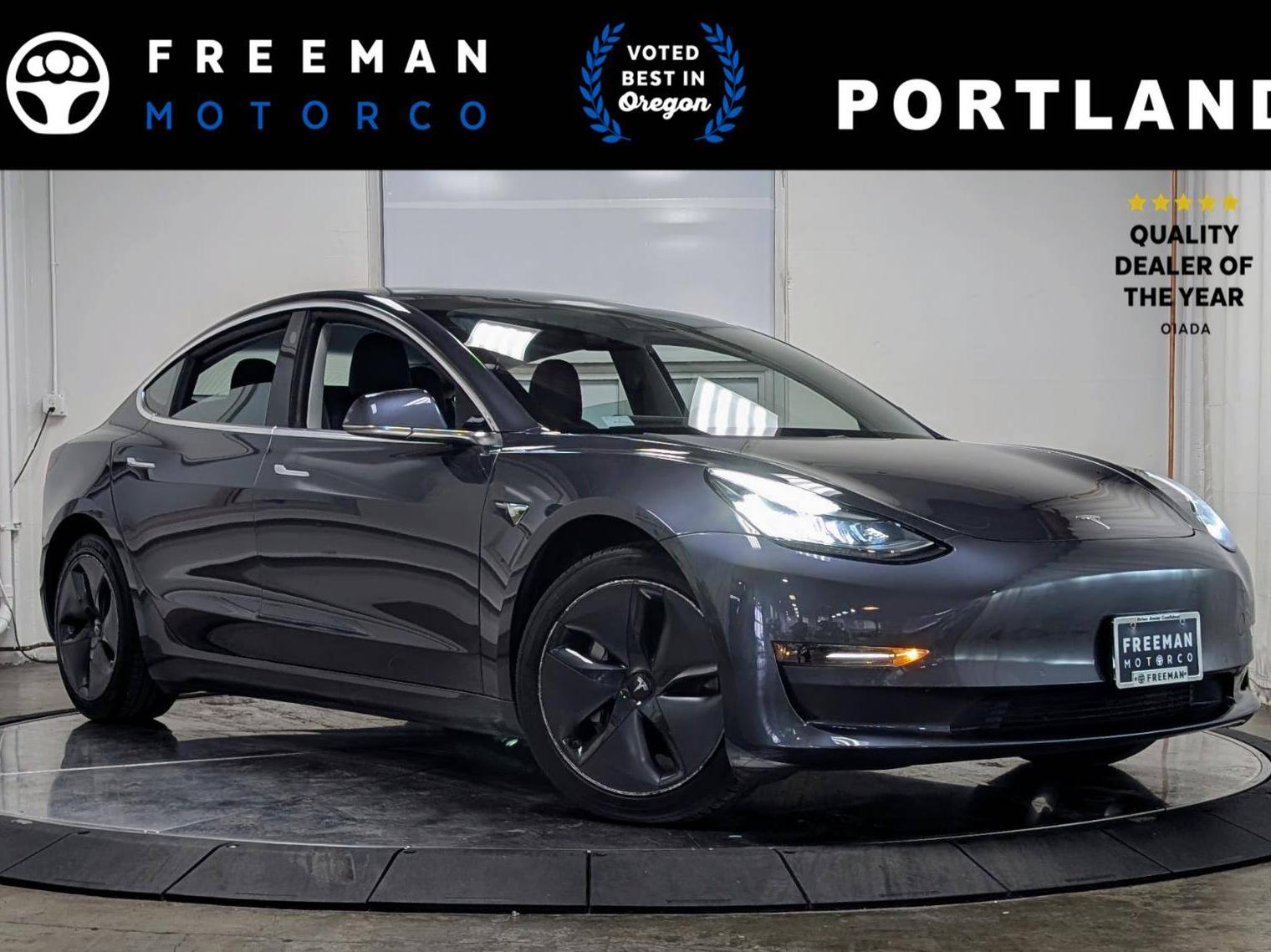 TESLA MODEL 3 2019 5YJ3E1EB2KF386424 image